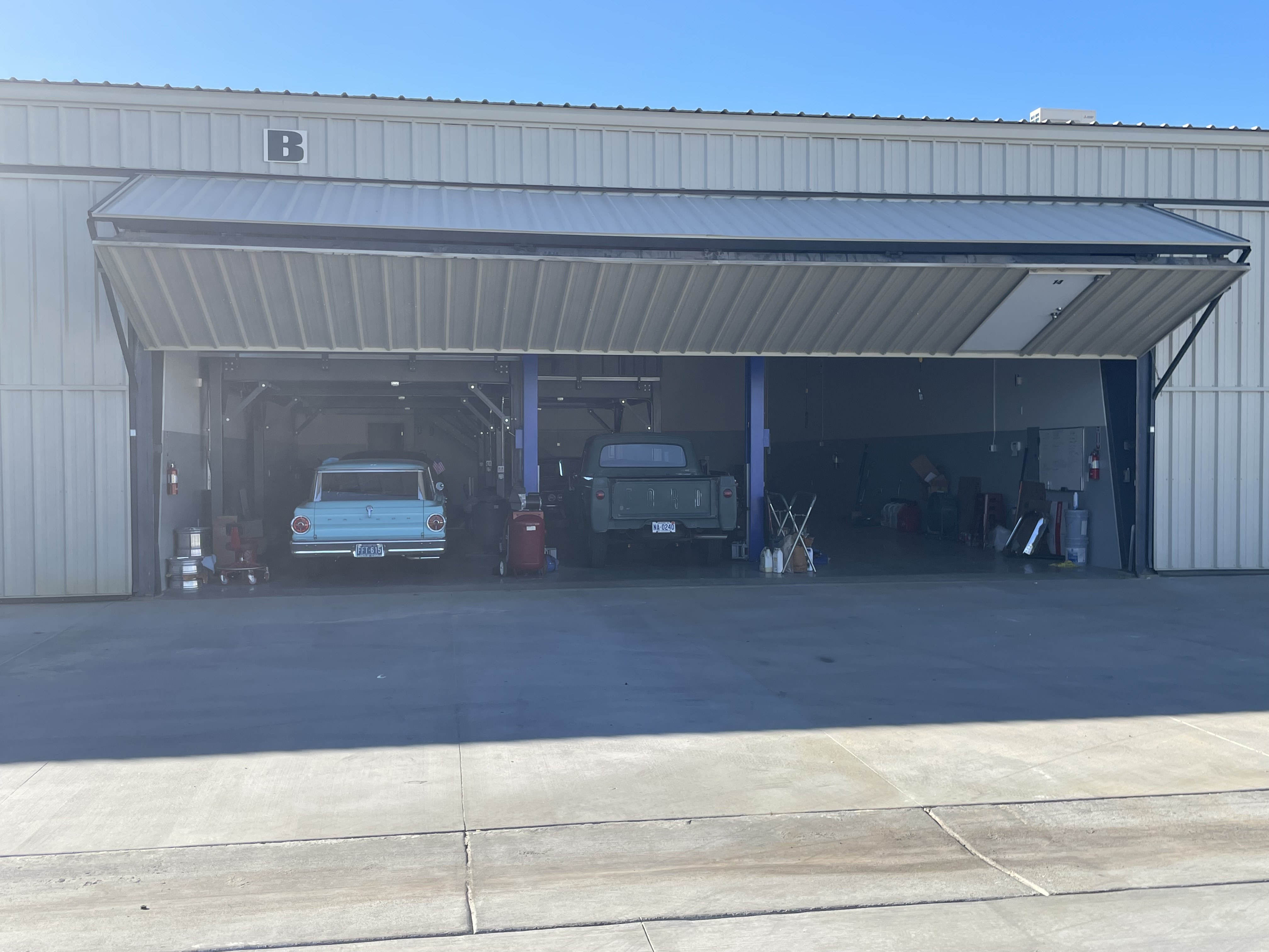 MONSTORE GARAGES GARAGE CONDO FUL WIDTH DOOR